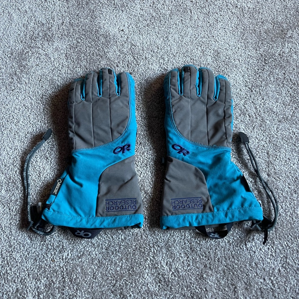 Outdoor Research Women’s Alpine Gloves with liners